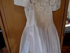 Awesome wedding dress