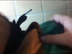 Caminhoneiros se pegando no banheiro 3