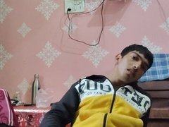 Masterbating xxx smash indian guy
