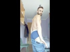 Well-hung gay guy gets fully drained by another hung dude