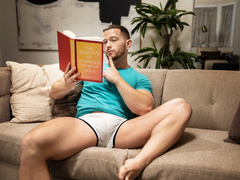 Rough couch sex for intriguing Dante Colle & Johnny Donovan