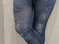 Pee in my Leggings