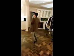 Selena Gomez cumtributes