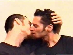 2 Brothers Having Hump Condom-Free