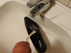 Piss in wifes black patent classic pump