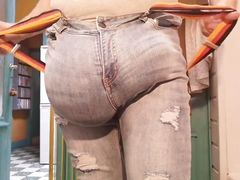 Extreme Bulging for Daddy's Boys