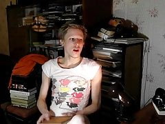 TWINK IS ALWAYS HUNGRY FOR RAW COCK