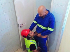 FETISH SMASH INBETWEEN EMPLOYEES.