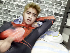 Gay cosplay, tamod, cj dy