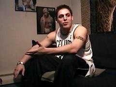 Beefy Italian jacks on his rod until he's spurting jizz