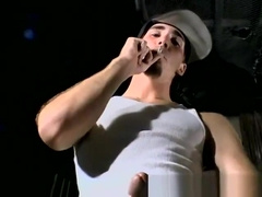 Eric-older hairy male to video sex and gay skinny twinks