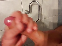 Cumshot clip