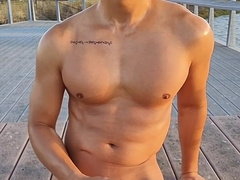 Beefy Chinese wank off in the wilderness (caught)