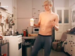 TWINK IS ALWAYS HUNGRY FOR RAW COCK