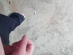 A short out door stroke