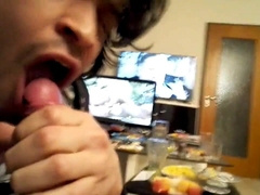 Lad's Sucky-sucky & Cum shot Before Couch