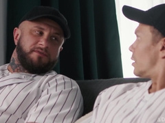 Daddy Crush measuring competition