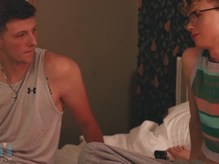 Foreign Exchange - Morning Wood - Noah Teases Cyrus With Morning Wood And Kiss Finally
