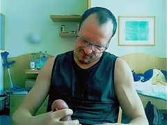 Stiff Candy Unloads Sweets (Gigantic Popshot)