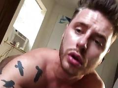 Amateur barebacking sex with two tattooed hunks in a home studio