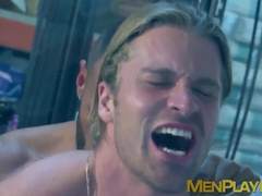 Hot and sweaty flip flop fucking by muscular Denis Vega and Johan Kane