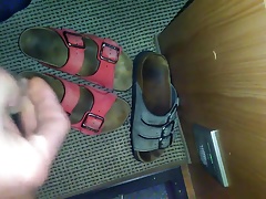 Cummng sandals
