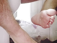 Cum on my own Hot Feet toes soles