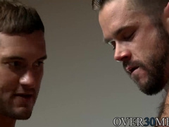 Adorable hunk Mike fuck sexy Austin through the glory hole