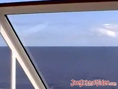 Young amateur gives facial to mature homo after blowing him