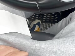 Cumming at lay-by for the truck driver