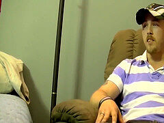Robert gets his big jizz-shotgun gargled after showing off his bod