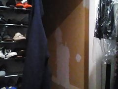 Dancing to my music while jerkin