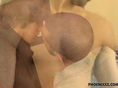 Bum Chum delivery fellow in facial cumshot 3some