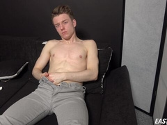 Victor Schumann can cam and cum as well
