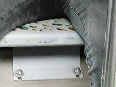 Kavlas se leoforio ( bulge hot man in bus )