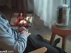 His Blowjob Needs Are Finally Satisfied With AutoBlow's Blowjob Machine