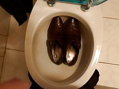 Piss in wifes brown buckle shoes