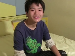 Smiling Twink Takes Dick