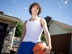 Twink pleasure session with Cristiano bottoming