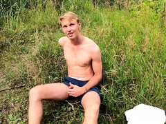 Determined to jerk beef whistle at the stadium