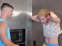 Rick Fantana's post-workout Shower