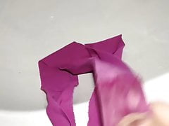 Cum in my gf dirty panties
