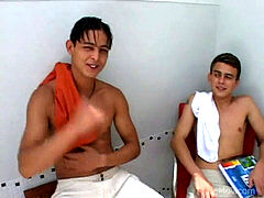 Adolescentes gays fodem depois da escola / gay teen screwing after college